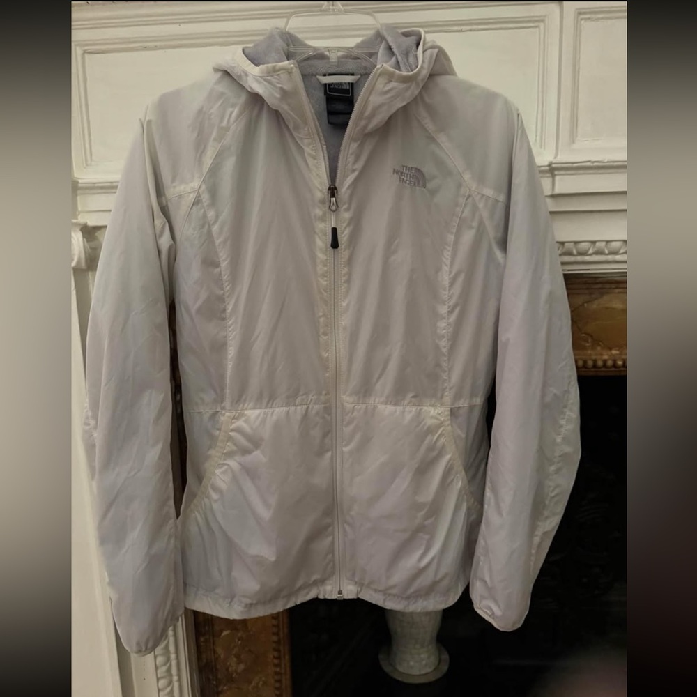 The North Face - Lined Windbreaker